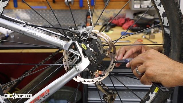 Shimano Rotor, Brake Pad is worn Down To The Metal and ruined the Rotor. Measure for thickness. смотреть онлайн