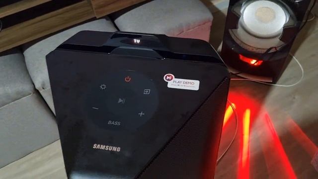 TORRE SAMSUNG MX T70 Conectado a equipo Sony. смотреть онлайн