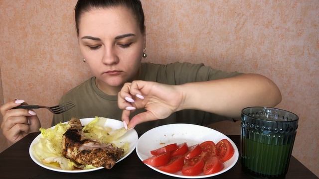 КОКОН РАСКРЫВАЕТСЯ НА время | 45 татуировок личности | МУКБАНГ | MUKBANG | курица помидор салат ? смотреть онлайн