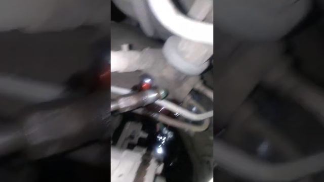 Снимаем шланг высокого давления Ниссан примера Р12 смотреть онлайн