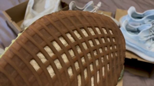 YEEZY BOOST 350 V2 ОРИГА VS ПАЛЬ . В чем разница то? смотреть онлайн