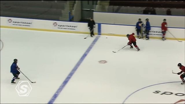 Three on One Hockey Drills with Tom Martin смотреть онлайн