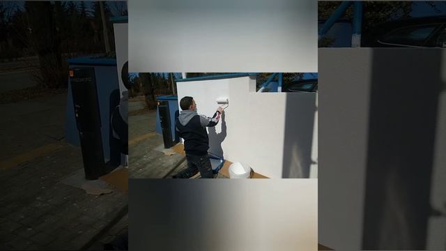 Работа в Польше. Новый фасад на заборе