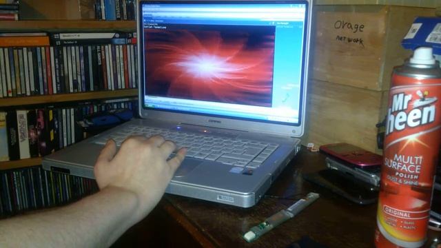 showing you a compaq c300 laptop that i fixed смотреть онлайн
