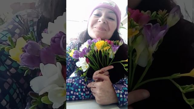 девочка бандитка, милая улыбка😉😉😉 смотреть онлайн