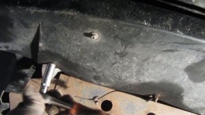 Как снять передний бампер на Приоре