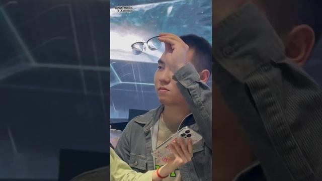 老公忽悠老婆买电动车，结果老公反悔买奔驰，没想到老婆居然... смотреть онлайн