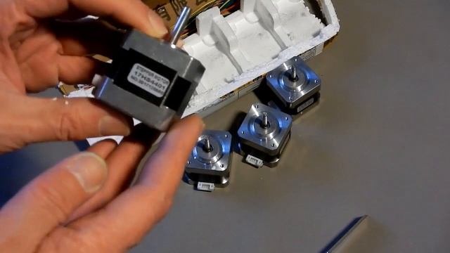 Nema 17 17HS4401 1.7A