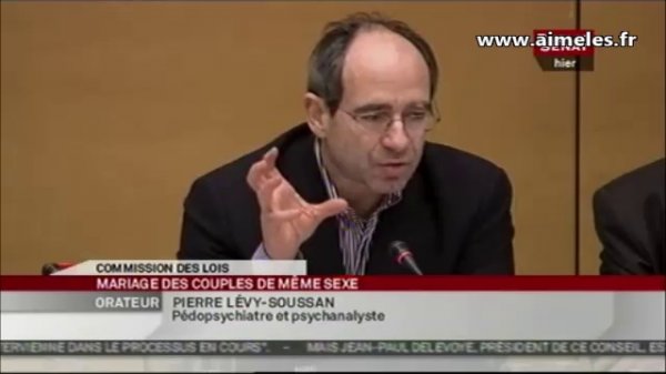 Différences pères mères, des différences à protéger dans la loi.