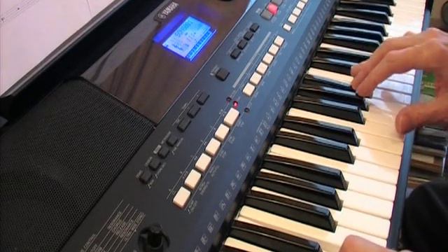 YAMAHA E433 BY THE RIVER / GOOVE AMADA смотреть онлайн