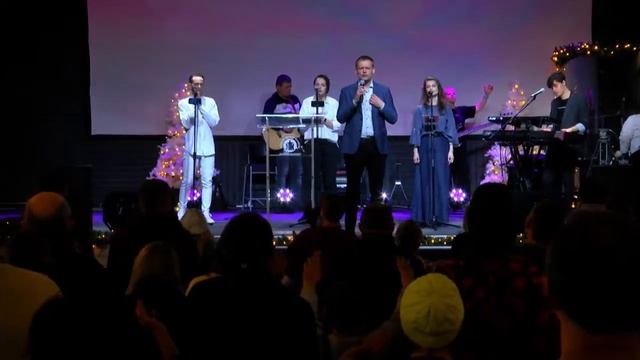 Рождественское воскресное служение 10.01.2021 l Прославление. Ачинск смотреть онлайн