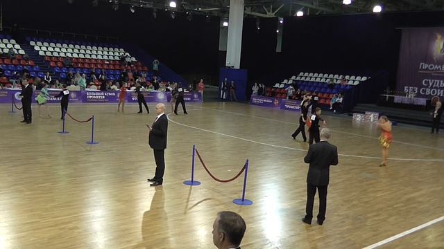 B класс Юниоры 2+1 финал латина смотреть онлайн