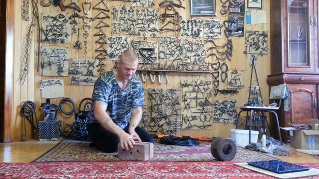Позанимался с двумя кирпичами. болвашкой 10 кг. эспандер ватиз смотреть онлайн