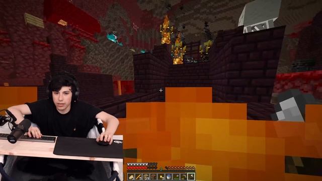 Beating Minecraft Before I Freeze... смотреть онлайн