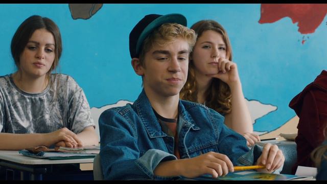 GOODBYE BERLIN - EFA Young Audience Award - Available on VoD subtitled in 32 languages смотреть онлайн
