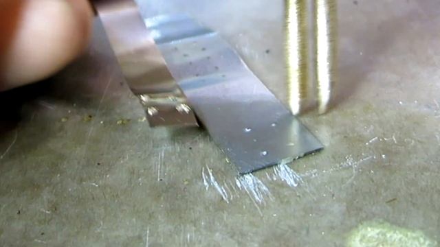 Как варят электроды для точечной сварки из бериллиевой бронзы QBe2 или БрБ2 и вольфрама WL20? смотреть онлайн