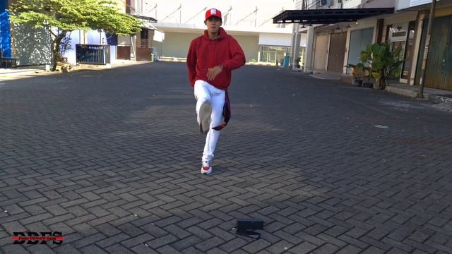 Coffin Dance | DANCE | SHUFFLE | TIKTOK | VIRAL | FITNESS | ZUMBA | At Balikpapan