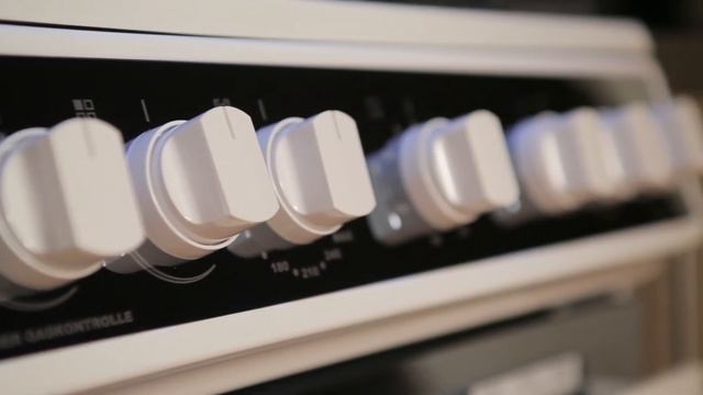 Газовые плиты Kaiser HGG52501, HGG52511, HGG52521 смотреть онлайн