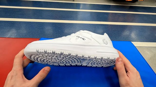 Кеды мужские Etonic Basket - 6 799 ₽ ( Весна 2024 ) смотреть онлайн