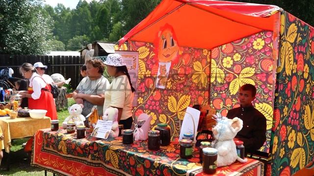 В селе Черби прошел «вкусный» фестиваль смотреть онлайн