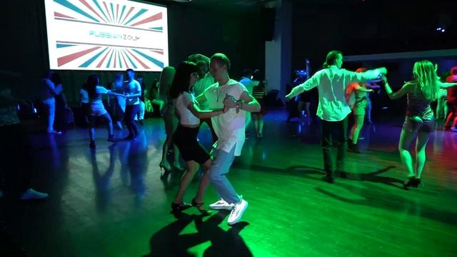 RZC 2021, RETRO PARTY 7 смотреть онлайн