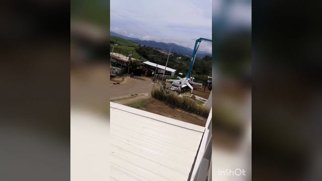 Стройка в Коста Рике. Заливка второго этажа цементом. Grecia, Costa Rica #costarica #строительство