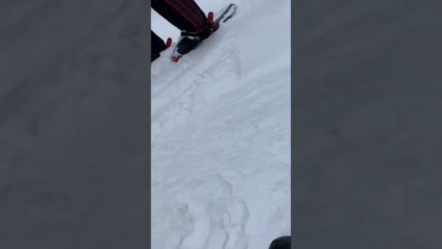 Фрирайд не от слова «метрснега» ? #snowboarding #freeride #freestyle смотреть онлайн