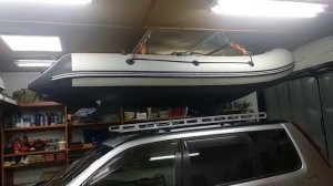 Хранение лодки ПВХ в гараже.