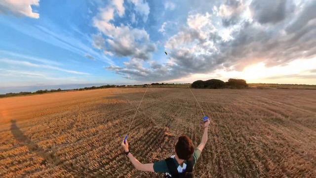 Запуск кайта (парофойла) с алиэкспресс 2021 📹 на Insta360 One X2 смотреть онлайн