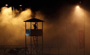 Далёкий этап -исп Николай Искуснов  авт слов Андрей Туранин . Песня просто Класс .