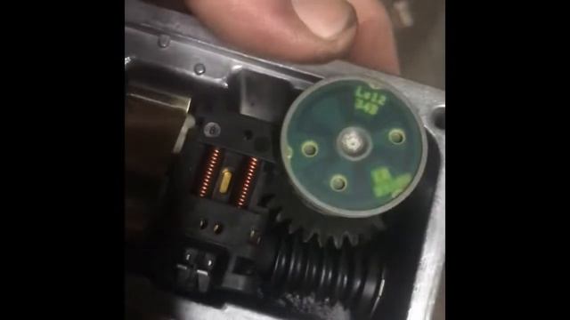 Мерседес gl350 ремонт актуатора (сервопривода) турбины. Ds-turbo.ru смотреть онлайн