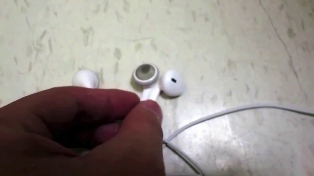 Наушники для iPhone 5 смотреть онлайн