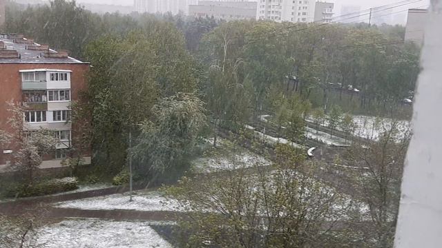 Зимний вид за окном. смотреть онлайн