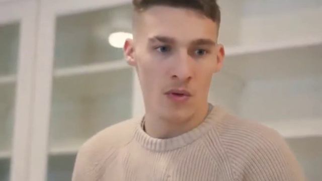 Величайшее в жизни счастье — это уверенность в том, твоя семья тебя любит. смотреть онлайн