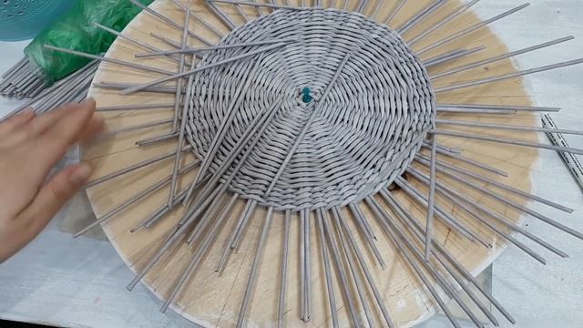 Часть 1. Чайный столик из табурета смотреть онлайн