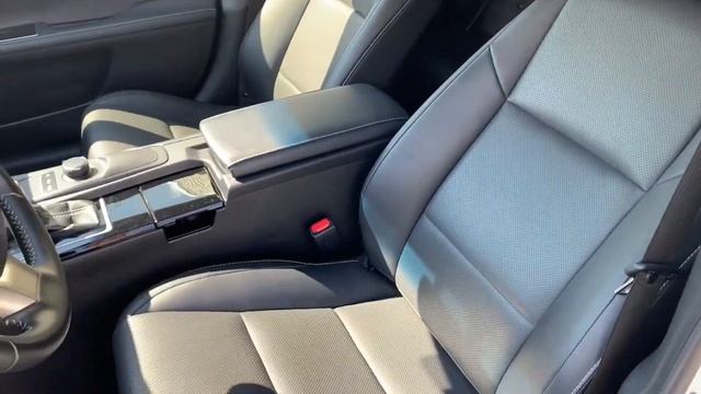 Видеопрезентация автомобиля Lexus ES250 смотреть онлайн