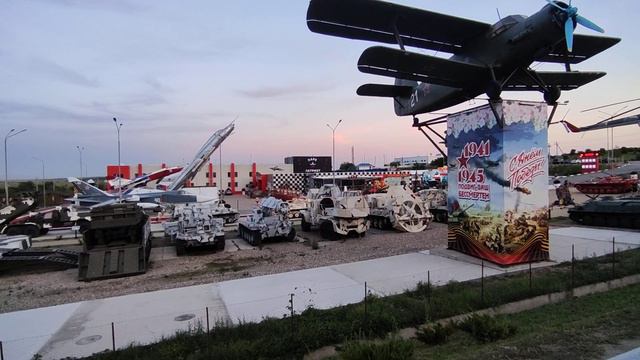 Столько военной техники я ни где не видел. 15 июля 2021 г. Каменск Шахтинский. Бронепоезд даже есть смотреть онлайн