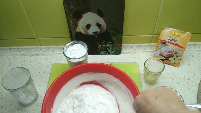 Сырники с кислыми ягодами