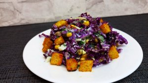 Легкий, яркий вкусный салат с пекинской капустой, сухариками