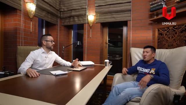 Комплексы и внешние атрибуты успеха смотреть онлайн