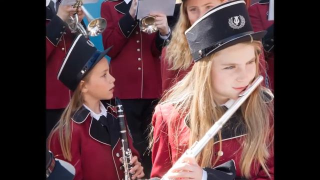 Strusshamn Skoles Musikklag Turne 2014 nr 2 смотреть онлайн