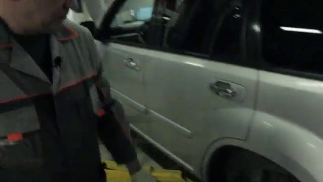 NISSAN X-TRAIL 2006г бензин акпп пробег 195 тыс. Диагностика ручного тормоза, ТО. смотреть онлайн