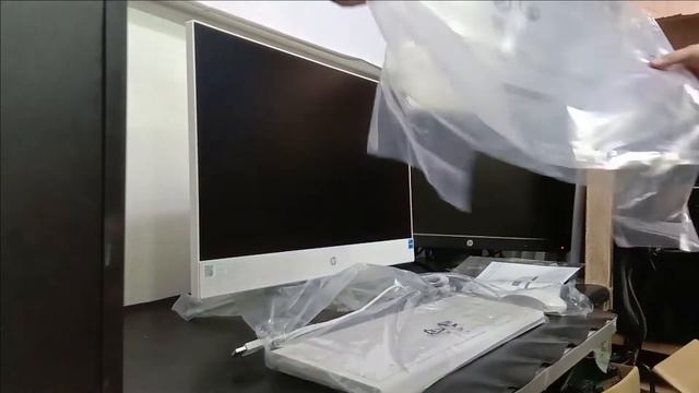 HP 24" All in One Unbox and Setup | HP All-in-One 24-df1026d PC Unboxing + Setup смотреть онлайн