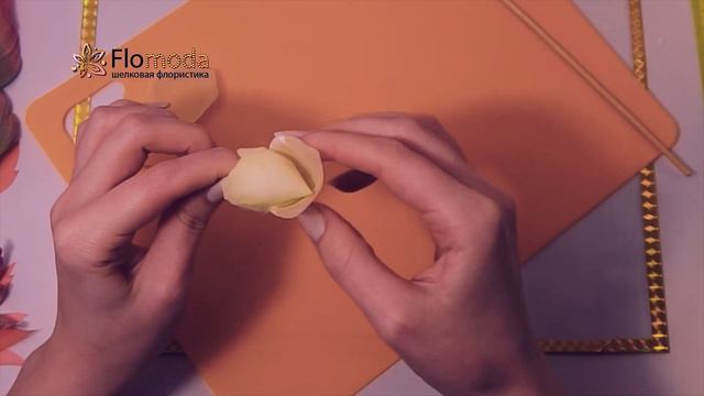 Как создать цветы из шелка. Роза смотреть онлайн