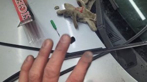 Как поменять резинку в дворниках - Renault Duster 2.0 - часть 7