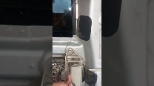 Under $1 Toyota Sienna, Toyota Isis sliding Door fix - Diagnosis