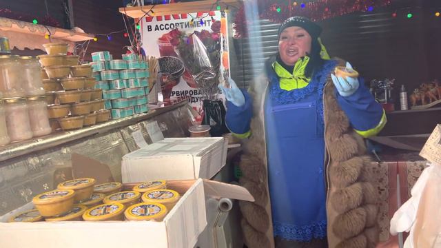 Получила икорочку щуки . Одесса Привоз смотреть онлайн