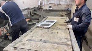 Производство тротуарной плитки бетонопаркета «Клевер восточный» по технологии «Мрамор из бетона»