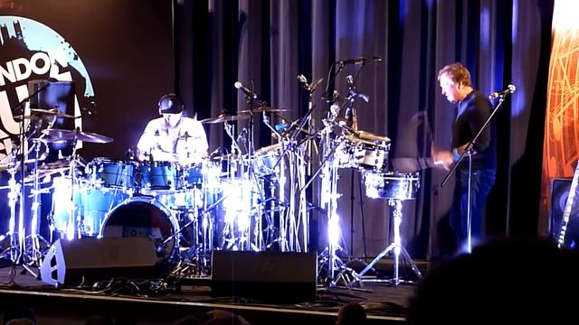 Pete Ray Biggin & Mark King "43"London Drum Show 21 Nov 2015(1of3) смотреть онлайн
