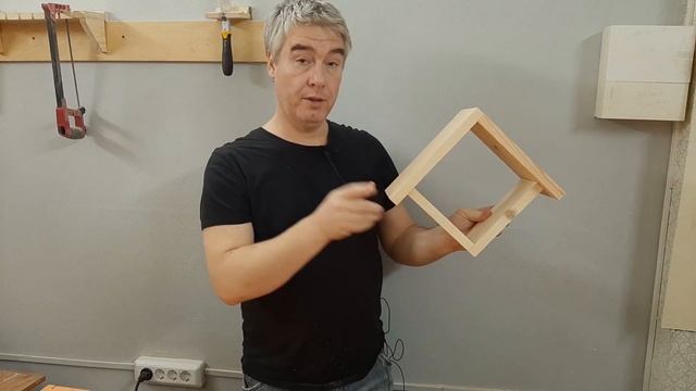 Кормушка для птиц без единого гвоздя смотреть онлайн